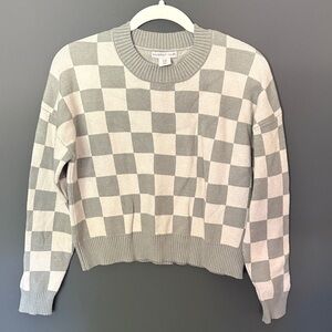 Sincerely Jules Gray/Green and Cream Checkered Sweater medium